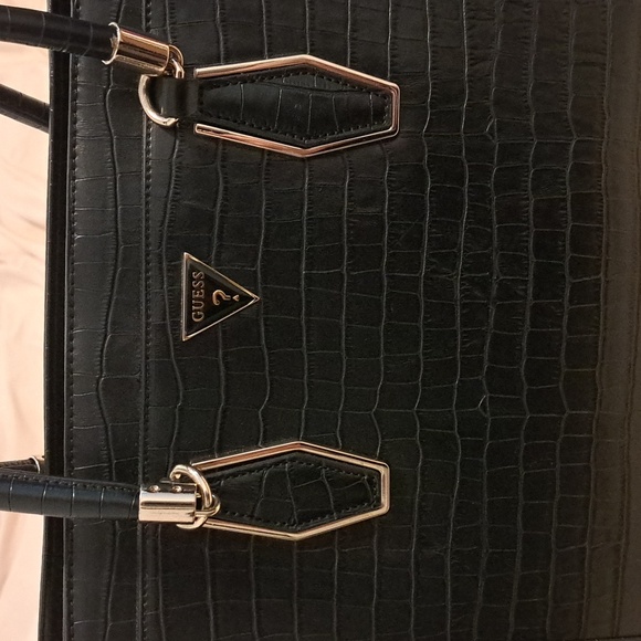 GUESS Luxury Satchel - Picture 2 of 3